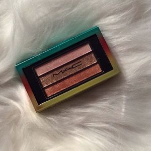 Mac warm wash Veluxe pearl fusion shadow